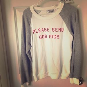 Wildfox sweatshirt NWT. Send 🐶 pics! Size med.